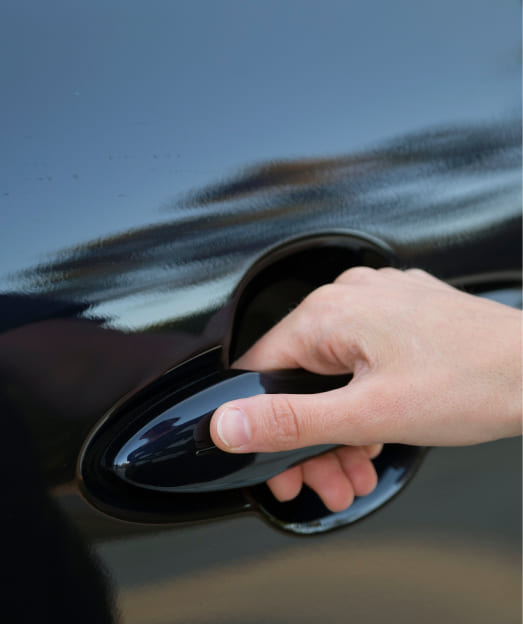 Prime Leasing Athens picture of hand opening a car door
